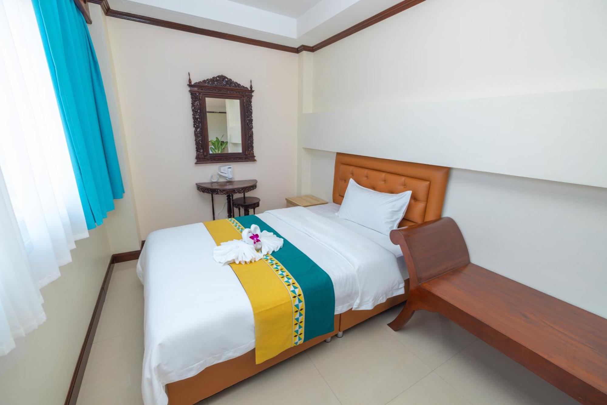 Phuket Kana International Hotel普吉岛卡娜国际酒店 Rawai Bagian luar foto