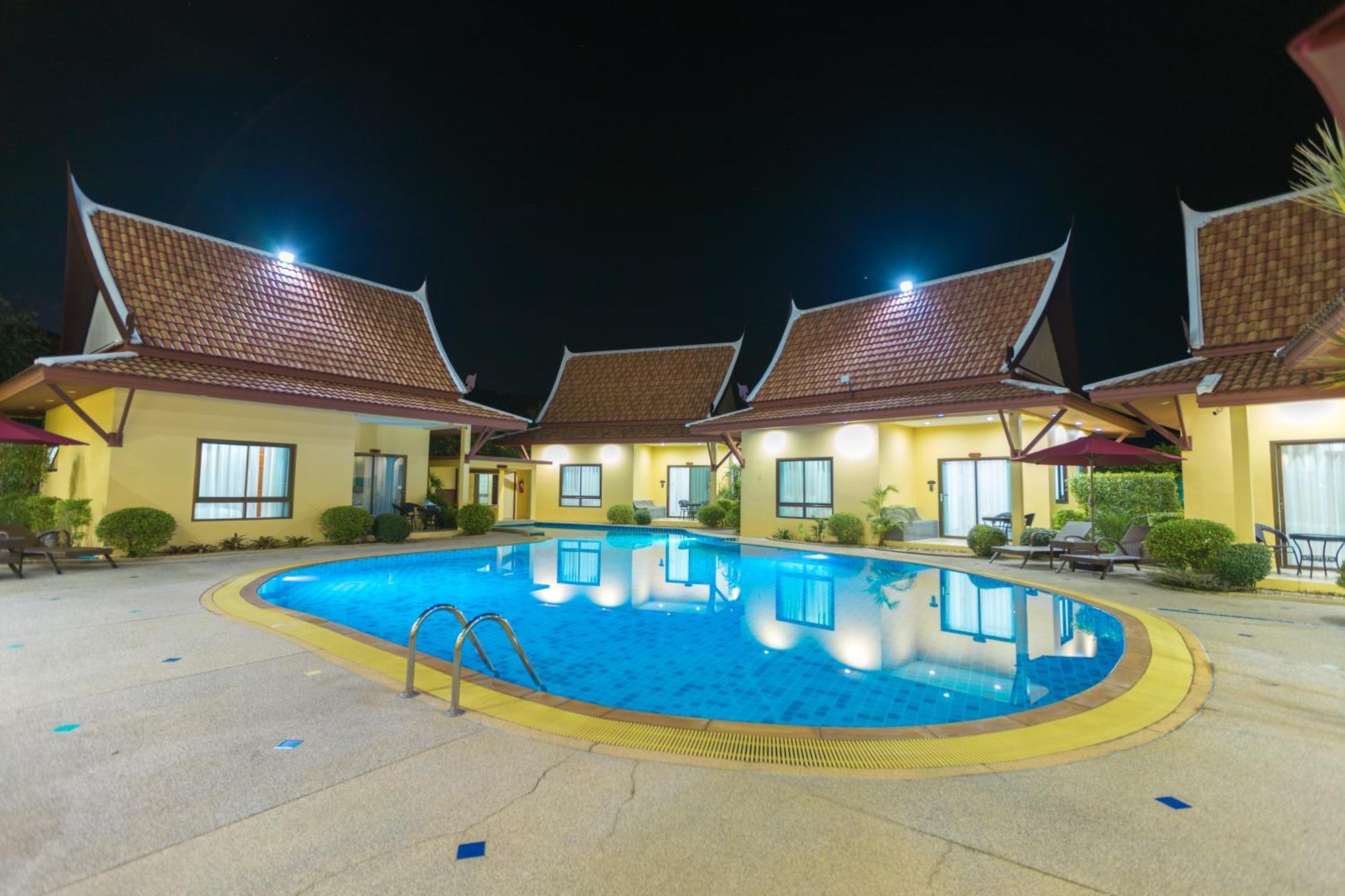 Phuket Kana International Hotel普吉岛卡娜国际酒店 Rawai Bagian luar foto