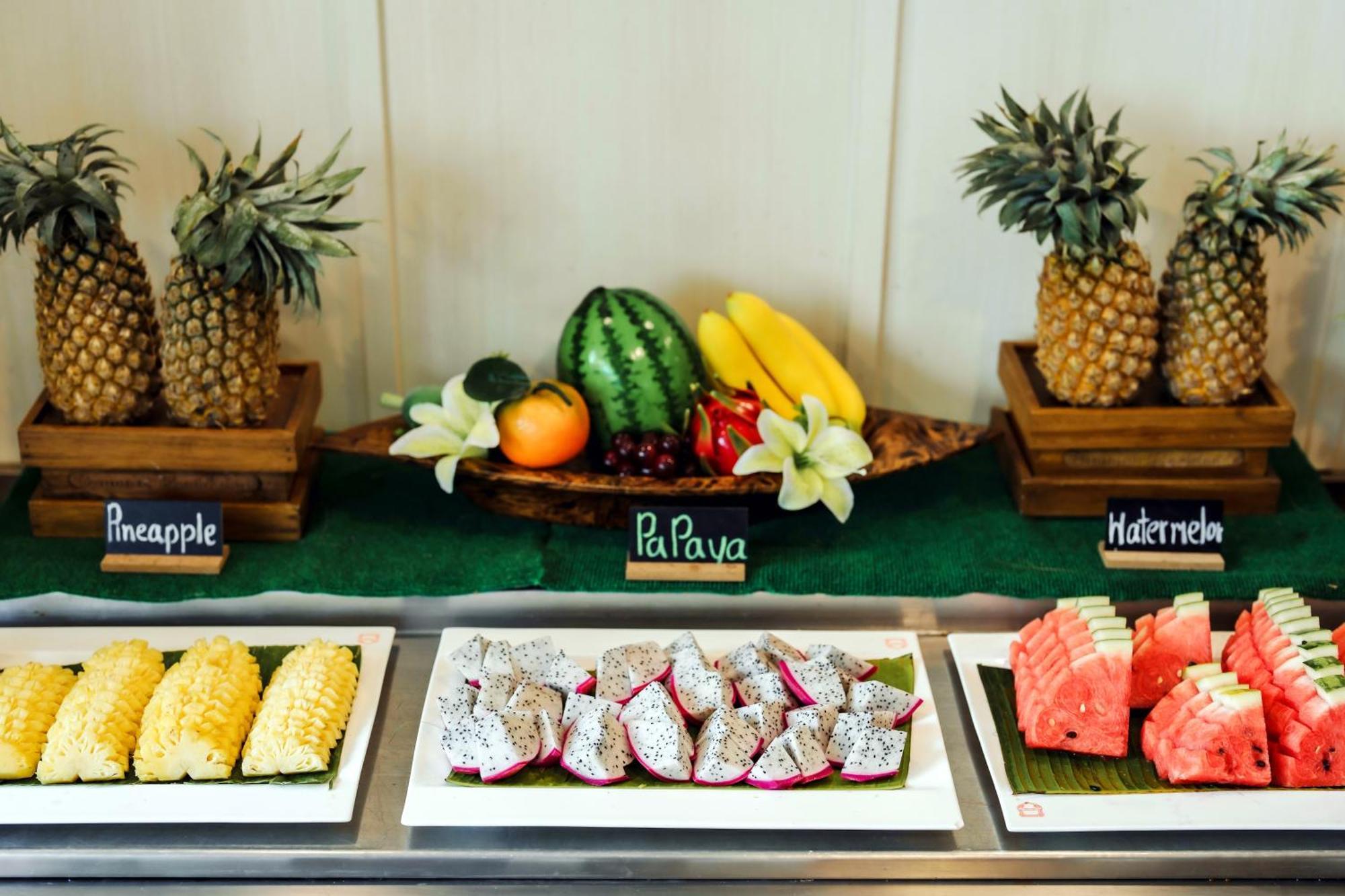 Phuket Kana International Hotel普吉岛卡娜国际酒店 Rawai Bagian luar foto