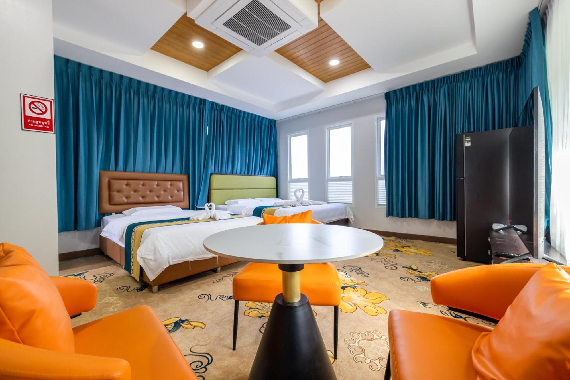 Phuket Kana International Hotel普吉岛卡娜国际酒店 Rawai Bagian luar foto