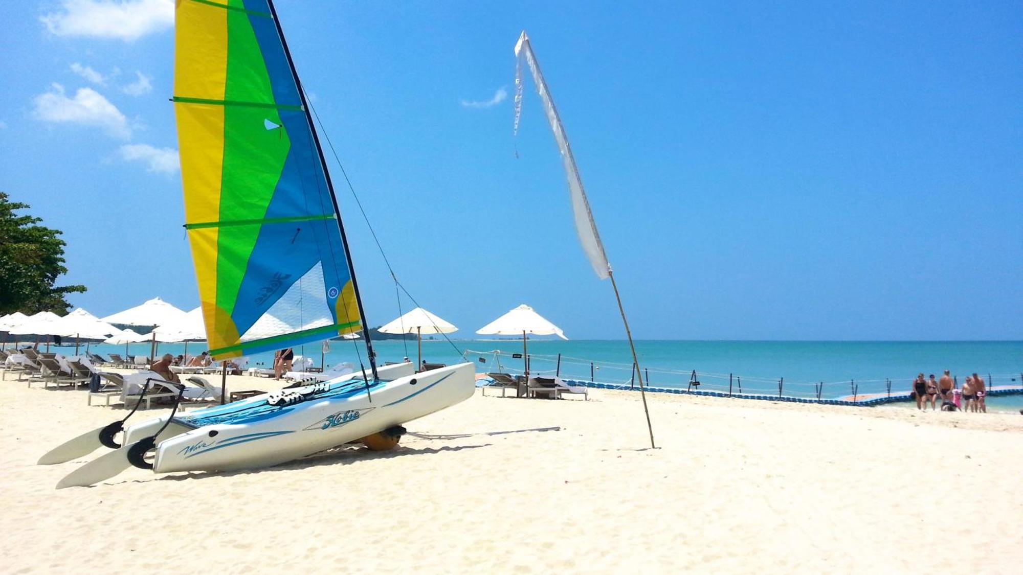 Phuket Kana International Hotel普吉岛卡娜国际酒店 Rawai Bagian luar foto