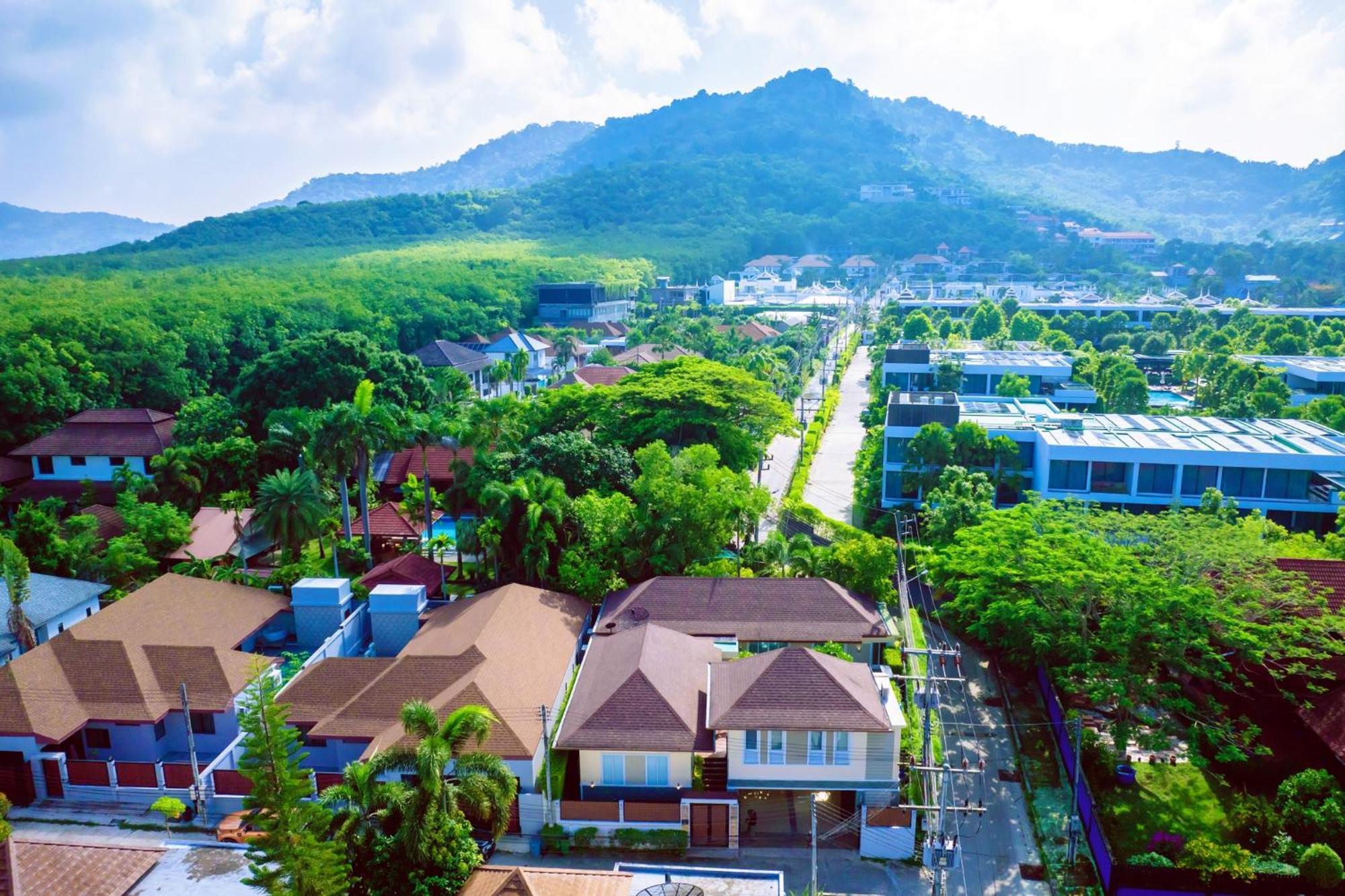 Phuket Kana International Hotel普吉岛卡娜国际酒店 Rawai Bagian luar foto