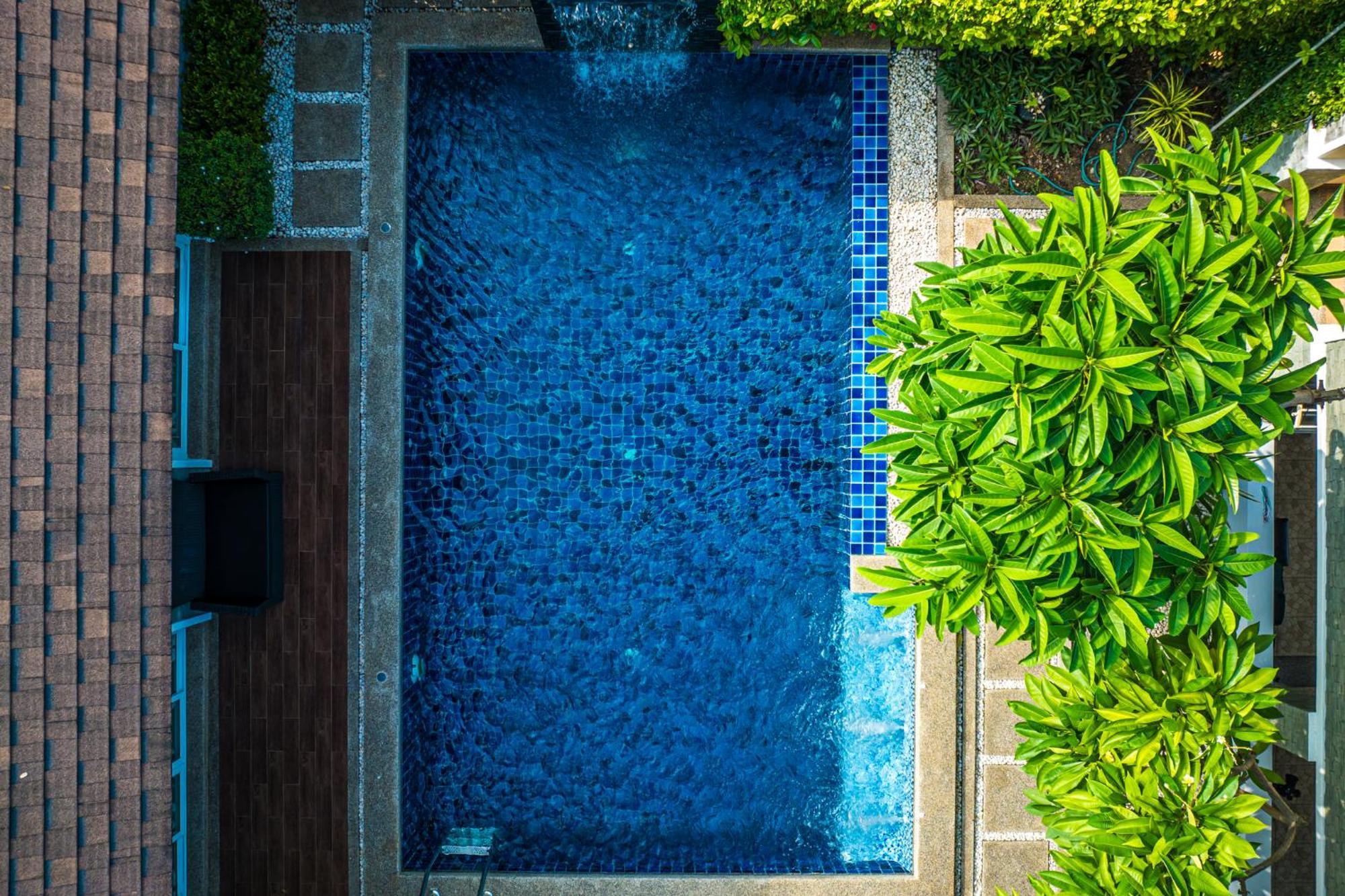 Phuket Kana International Hotel普吉岛卡娜国际酒店 Rawai Bagian luar foto